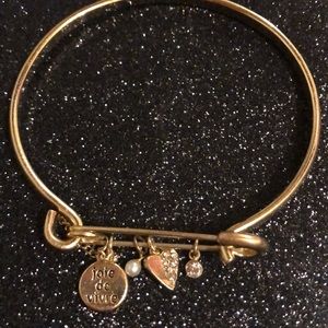 Gold bracelet